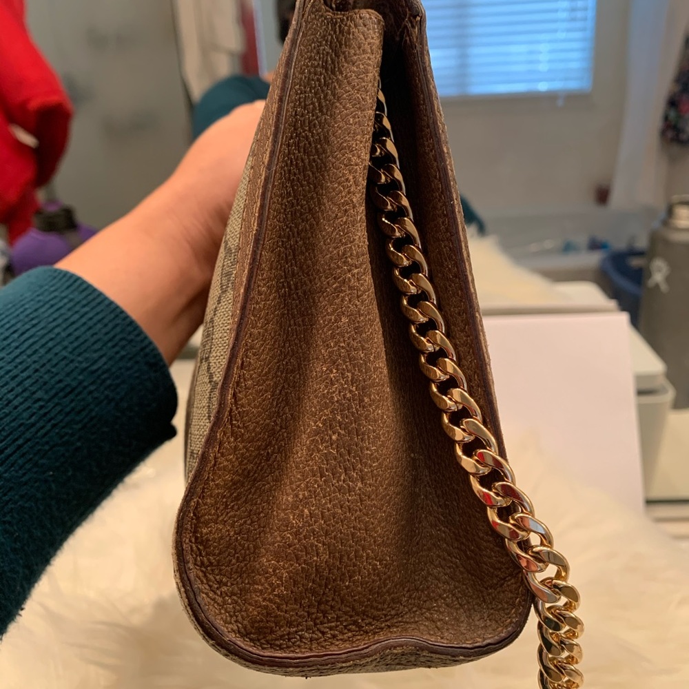 Authentic Gucci Pouch/sling - Picture 5 of 7